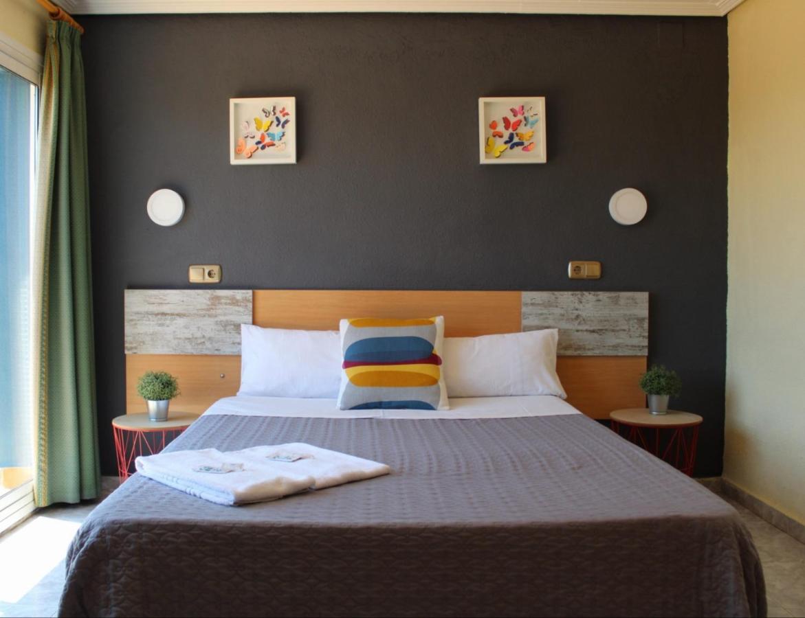 Hotel Rodsan Suizo Castelldefels Exterior photo